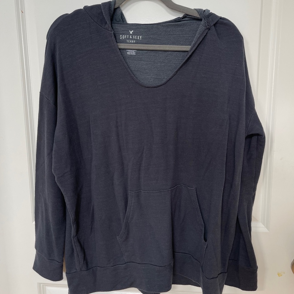 Soft and sexy American eagle hoodie